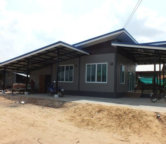 บ้านโมเดิร์นโทนสีเทา 2 ห้องนอน 1 ห้องน้ำ งบก่อสร้าง 399,000 บาท